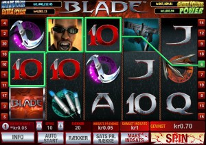 Blade slot